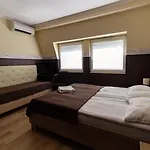 Апартаменты Bella *